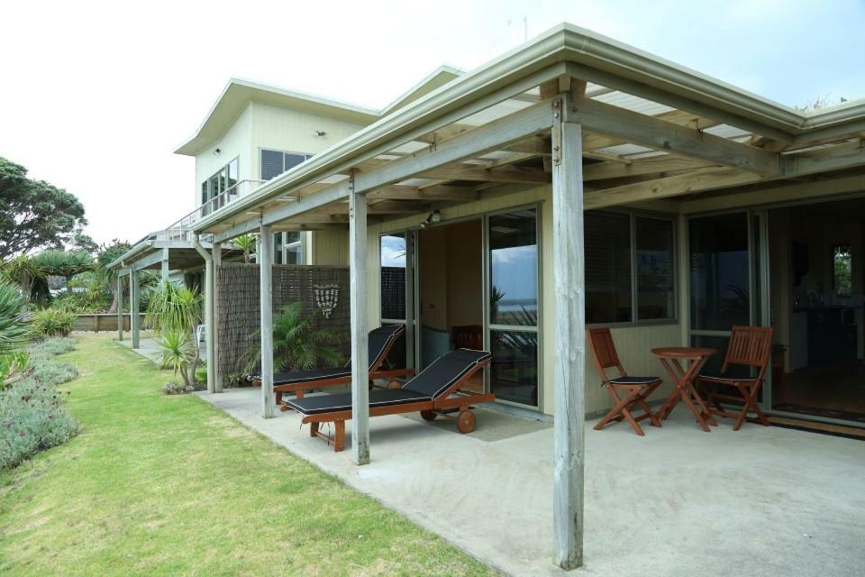 Gems Seaside Lodge Ahipara Exterior foto